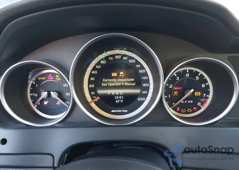 2013 Mercedes-Benz C 63 Amg z USA, uszkodzony, nr VIN WDDGF7HB3DA838251